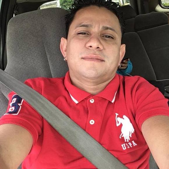 Profile Picture of Flaminio Velasques (@sebaxloojds) on Poshmark