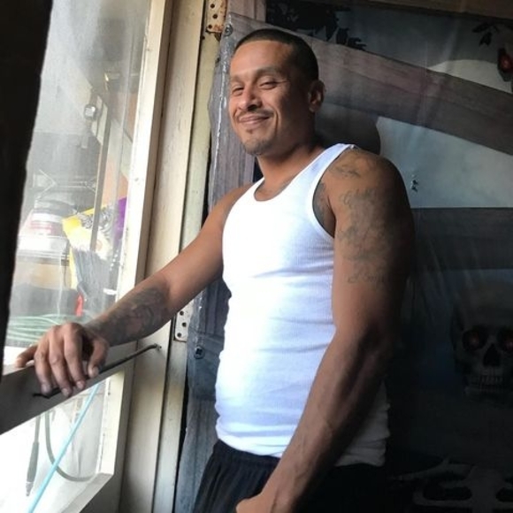 Profile Picture of Alex Palacios (@alexdpalacios4) on Poshmark