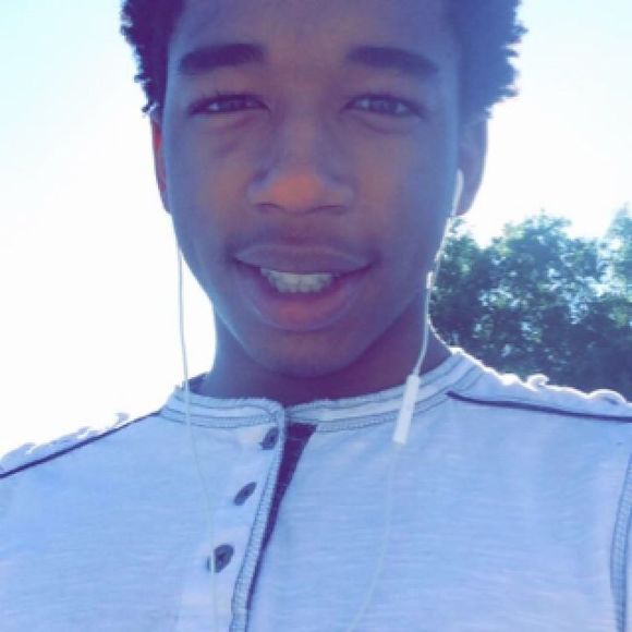 Profile Picture of Brandon Tate (@btate0311) on Poshmark