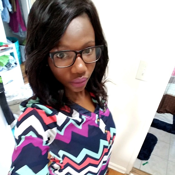 Profile Picture of Marjorie Rinchere (@mrinchere25) on Poshmark