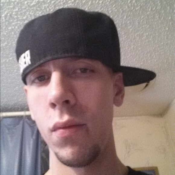Profile Picture of Brandon Prokopp (@itmytbdudu) on Poshmark