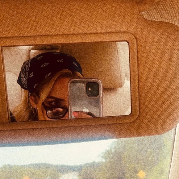 Profile Picture of Abby Caltagirone (@abbycaltagirone) on Poshmark