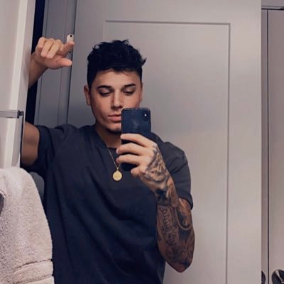 Profile Picture of BuddyAlvarado (@buddcarlos) on Twitter