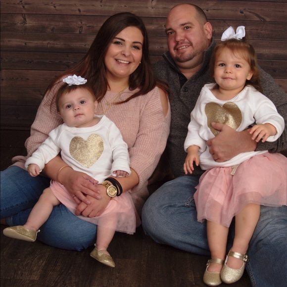 Profile Picture of Tabitha Arcarisi (@tarcarisi) on Poshmark