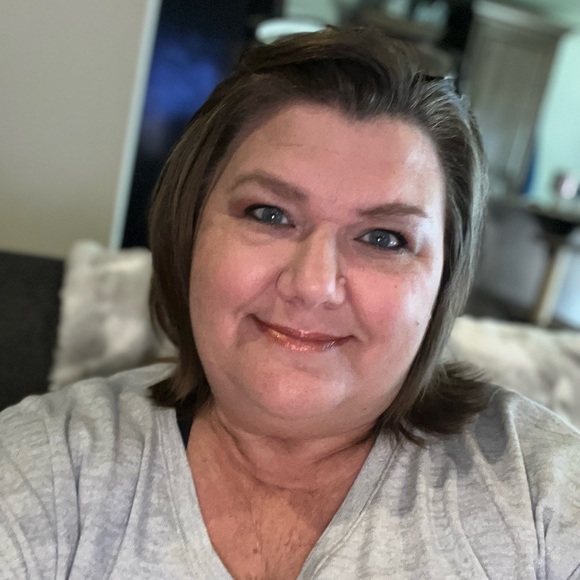 Natasha Parker - Poshmark Profile Picture of Natasha Parker (@nschmetz) on Poshmark