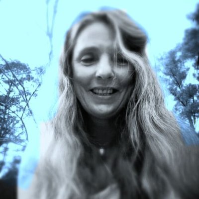 Profile Picture of Kerry Ann Hardee Paw (@kerry_paw) on Twitter