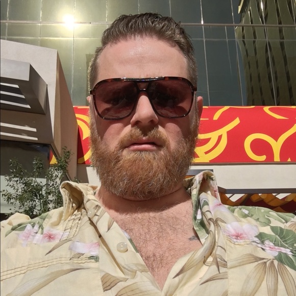 Profile Picture of Bryan Hancock (@bryguywa) on Poshmark