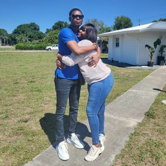 Billy dorinsky Menager - Poshmark Profile Picture of Billy dorinsky Menager (@bmenager87) on Poshmark