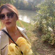 Profile Picture of Elena Polotski (@elenapolotski) on Youtube