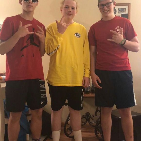 Profile Picture of Kenneth Griggs (@kennu) on Poshmark