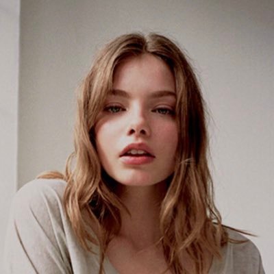 Profile Picture of Kristine Froseth Archive (@archivkristine) on Twitter