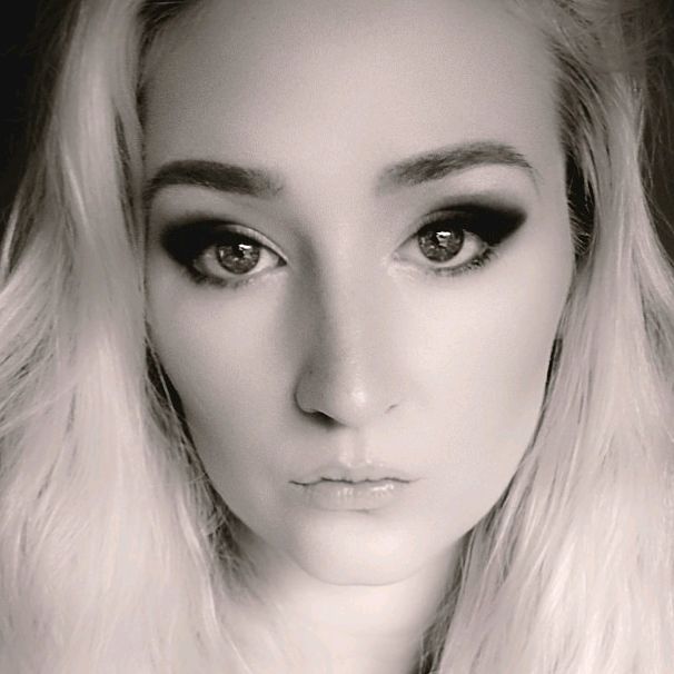Amanda Mermilliod - Tiktok Profile Picture of Amanda Mermilliod (@amandamermilliod) on Tiktok