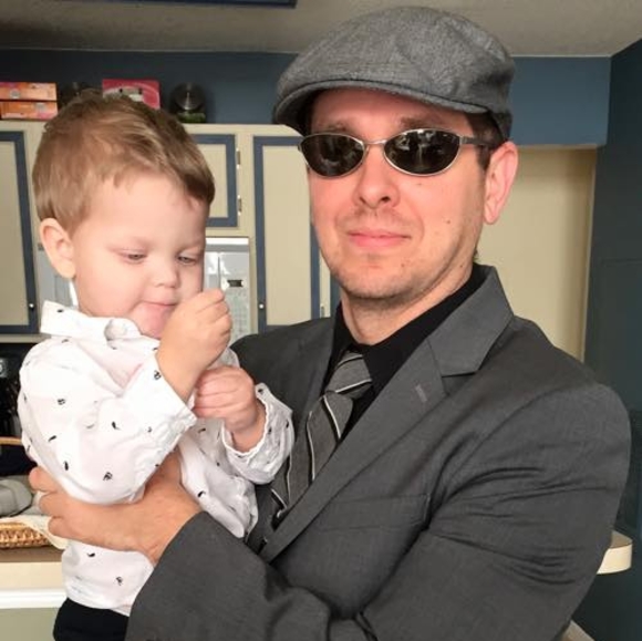 Profile Picture of Steve Clarke (@buzzfiend) on Poshmark