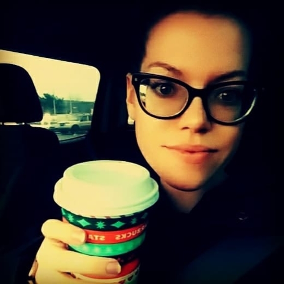 Profile Picture of Kate Mackenzie (@katiemackenzie9) on Poshmark