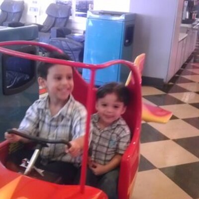 Profile Picture of Kelvin Rivera (@kelvinrivera86) on Twitter