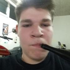 Profile Picture of Michael Klossner (@Klossikloss) on Twitter