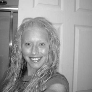 Profile Picture of Alecia Smith (@alecianichole) on Myspace