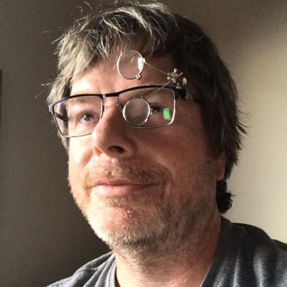 Profile Picture of Darrin Smith (@darrinsmith717) on Poshmark