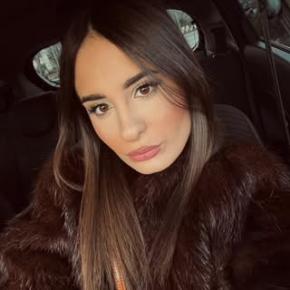 Profile Picture of 𝐋𝐔𝐈𝐒𝐀 𝐃’𝐀𝐌𝐁𝐑𝐎𝐒𝐈𝐎 (@dambrosioluisa) on Instagram