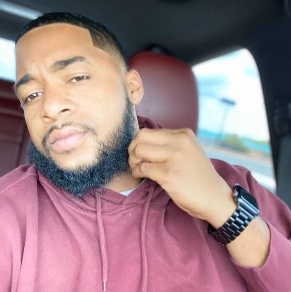 Profile Picture of Greg Francois (@gregory1028) on Poshmark