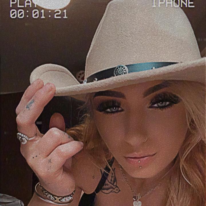 Profile Picture of Paige Armstrong (@@paigearmstrong17) on Tiktok