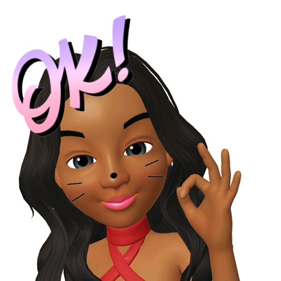 Profile Picture of Kelly Kelly (@kellykellyi1990) on Poshmark