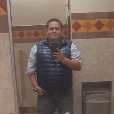 Profile Picture of Adrian Guevara (@AdrianGuevara76) on Twitter