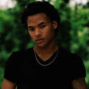 Profile Picture of Mackenzie Long (@SorasLight17) on Youtube