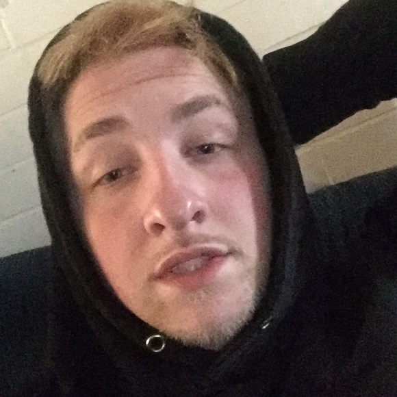 Profile Picture of Del Palombo (@delano_palombo) on Poshmark