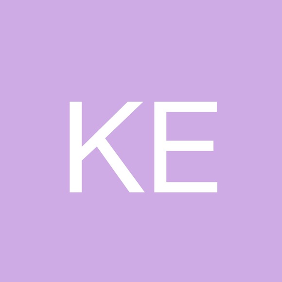 Profile Picture of Katherine Eedy (@katherineeedy) on Poshmark