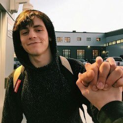 Profile Picture of 𝐦𝐚𝐜𝐤𝐥𝐞𝐦𝐨𝐫𝐞 (@BlGMACK) on Twitter