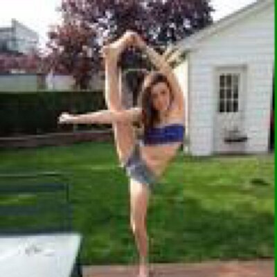 Profile Picture of Brittany McElroy (@ObeyMcElroy) on Twitter