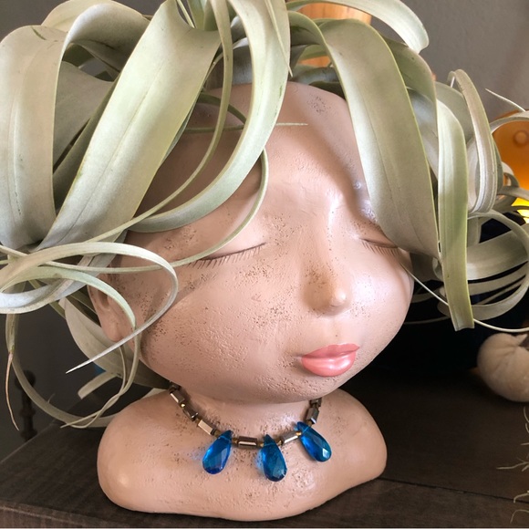 Profile Picture of Maureen Holcomb (@thriftgirl13) on Poshmark