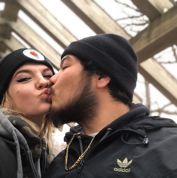 Profile Picture of John Bird (@jbirdlao0) on Poshmark