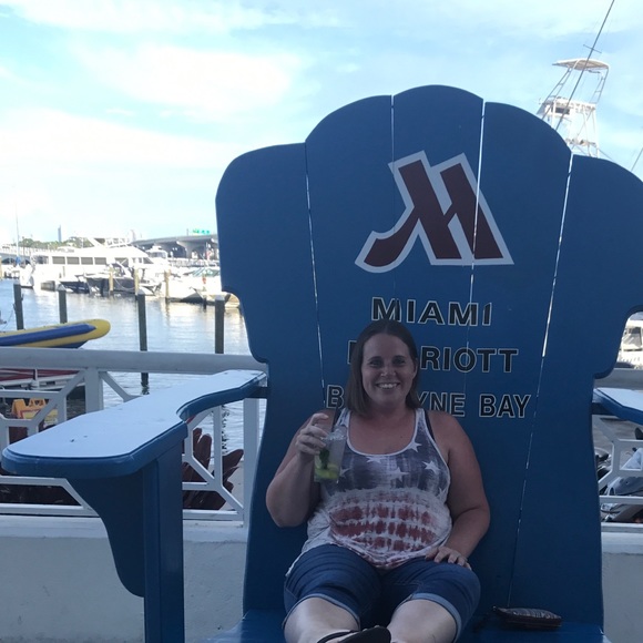 Profile Picture of Kayla Bertoncino (@bertoncino) on Poshmark