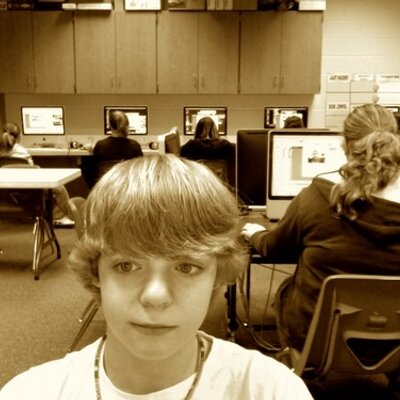 Profile Picture of Dustin John Squibb (@dustinjohnsquib) on Twitter
