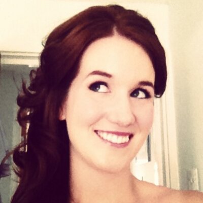 Profile Picture of Elizabeth Wallace (@eliza_wallace) on Twitter