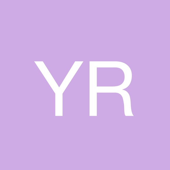 Profile Picture of Yvonne Ragbir (@yragbir11) on Poshmark