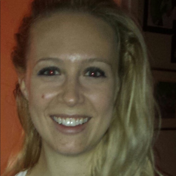 Profile Picture of Kristin Kotaska (@kristinkotaska) on Poshmark