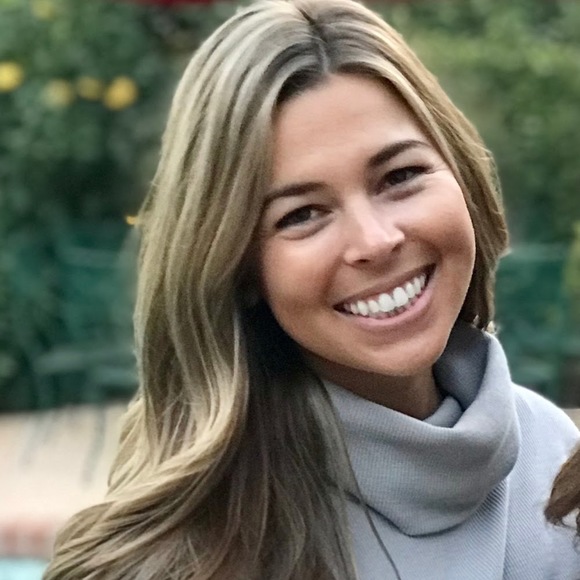 Profile Picture of Danielle Rego (@daniellerego90) on Poshmark