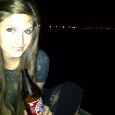 Profile Picture of Regan Moore (@regamuffinmoore) on Twitter