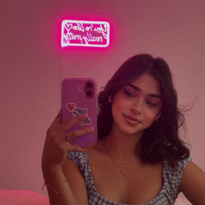 Profile Picture of Marilyn <3 (@_marillynnnn) on Tiktok
