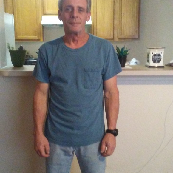 Profile Picture of Mike Riley (@mikeriley429) on Poshmark