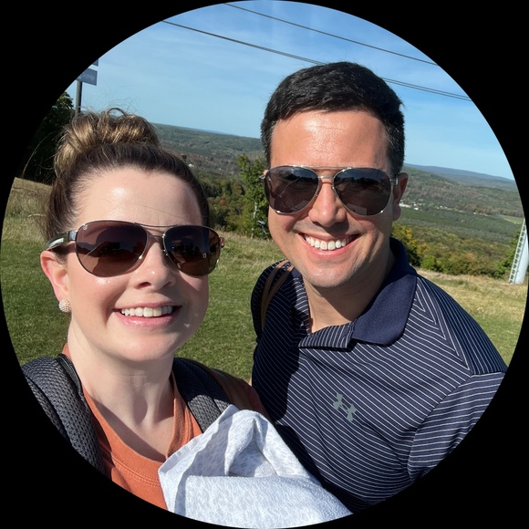 Profile Picture of Christina Hiskey (@chrishisk) on Poshmark