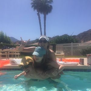 Profile Picture of Hannah Harris (@han-yo) on Myspace