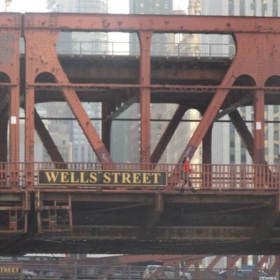 Profile Picture of Chris Saldivar (@chase_chicago) on Twitter