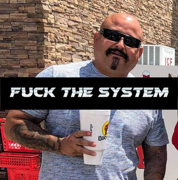 Profile Picture of Rafael Inocencio (@rafaelinocencio) on Poshmark