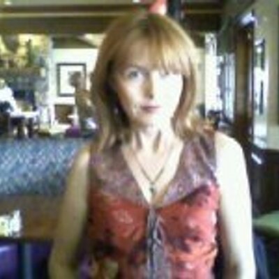 Profile Picture of Deborah Ferris (@ferrisofthemall) on Twitter