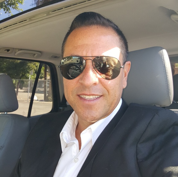 Profile Picture of Rene Valdivia (@luvaboi007) on Poshmark