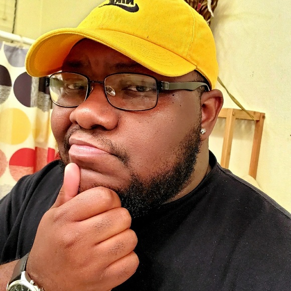 Profile Picture of Christopher Sherman (@gfridge) on Poshmark